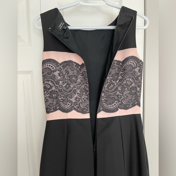 Tahari dress - Picture 4 of 4